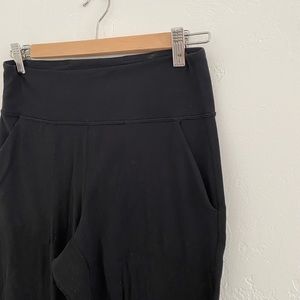Lulu Lemon Joggers Black Size 8